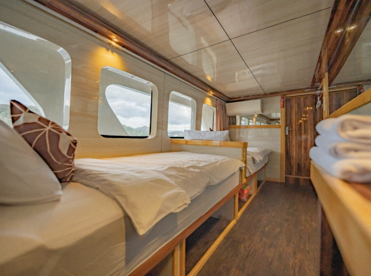 Ocean Angel- Familiy Cabin - Open Trip - Labuan Bajo - KiakiaTourId 2