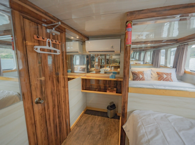 Ocean Angel- Superior Seaview Cabin - Open Trip - Labuan Bajo - KiakiaTourId 2